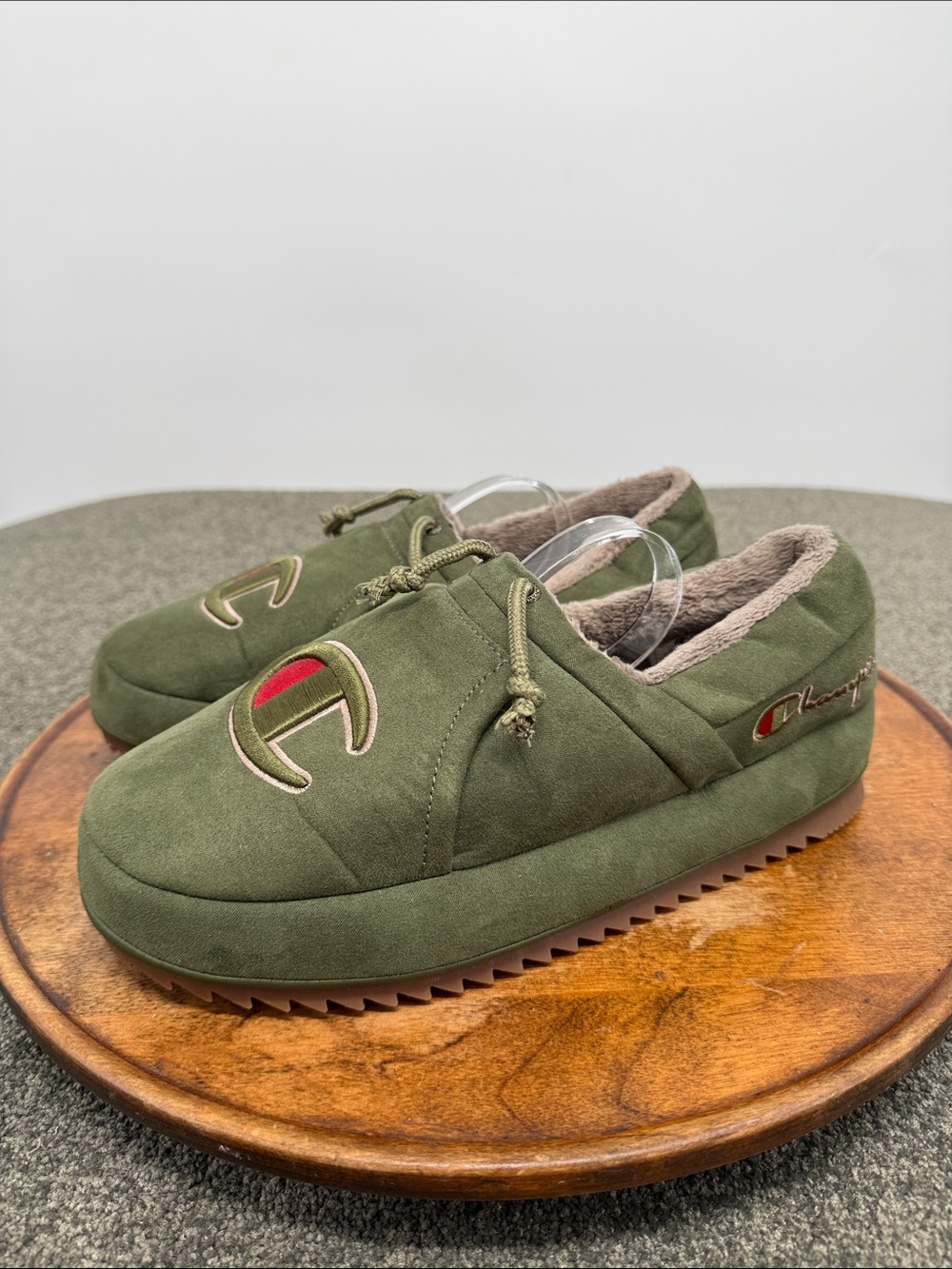 Champion Shoes Mens 9 University Lounge Green Quilted Faux-Fur Slip-On Slipper